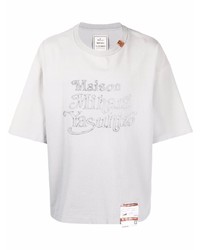 hellblaues bedrucktes T-Shirt mit einem Rundhalsausschnitt von Maison Mihara Yasuhiro