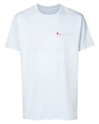 hellblaues bedrucktes T-Shirt mit einem Rundhalsausschnitt von OSKLEN