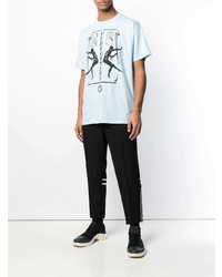 hellblaues bedrucktes T-Shirt mit einem Rundhalsausschnitt von Raf Simons