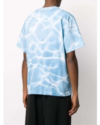 hellblaues bedrucktes T-Shirt mit einem Rundhalsausschnitt von Alexander Wang
