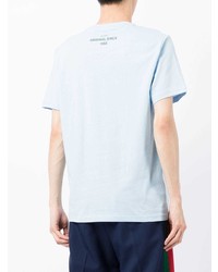 hellblaues bedrucktes T-Shirt mit einem Rundhalsausschnitt von Fred Perry