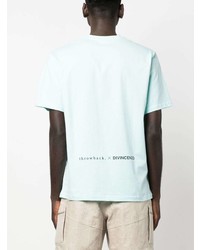 hellblaues bedrucktes T-Shirt mit einem Rundhalsausschnitt von Throwback.
