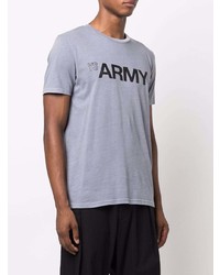 hellblaues bedrucktes T-Shirt mit einem Rundhalsausschnitt von Yves Salomon Army