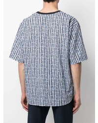 hellblaues bedrucktes T-Shirt mit einem V-Ausschnitt von Giorgio Armani