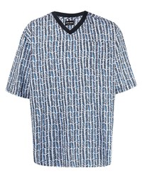 hellblaues bedrucktes T-Shirt mit einem V-Ausschnitt von Giorgio Armani
