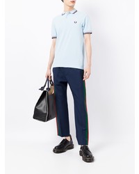 hellblaues besticktes Polohemd von Fred Perry