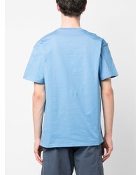 hellblaues besticktes T-Shirt mit einem Rundhalsausschnitt von Carhartt WIP