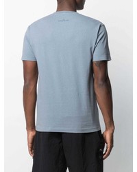 hellblaues besticktes T-Shirt mit einem Rundhalsausschnitt von Stone Island