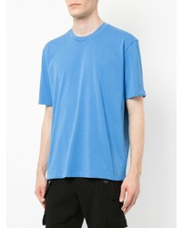 hellblaues besticktes T-Shirt mit einem Rundhalsausschnitt von CK Calvin Klein