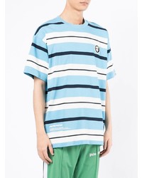 hellblaues horizontal gestreiftes T-Shirt mit einem Rundhalsausschnitt von AAPE BY A BATHING APE