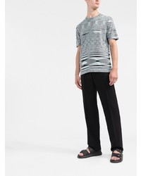 hellblaues horizontal gestreiftes T-Shirt mit einem Rundhalsausschnitt von Missoni