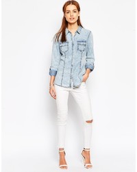 hellblaues Jeanshemd