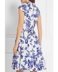hellblaues Kleid mit Blumenmuster von Lela Rose