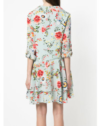 hellblaues Shirtkleid mit Blumenmuster von Alice + Olivia