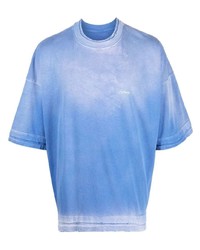 hellblaues Mit Batikmuster T-Shirt mit einem Rundhalsausschnitt von Domenico Formichetti