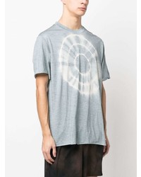 hellblaues Mit Batikmuster T-Shirt mit einem Rundhalsausschnitt von Satisfy