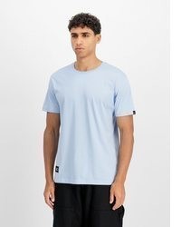 hellblaues T-Shirt mit einem Rundhalsausschnitt von Alpha Industries