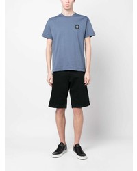 hellblaues T-Shirt mit einem Rundhalsausschnitt von Stone Island