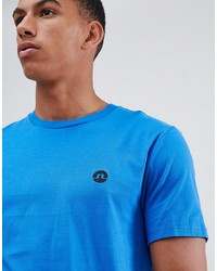 hellblaues T-Shirt mit einem Rundhalsausschnitt von J. Lindeberg