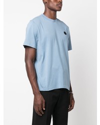 hellblaues T-Shirt mit einem Rundhalsausschnitt von Moncler