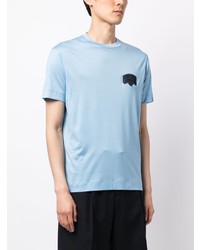 hellblaues T-Shirt mit einem Rundhalsausschnitt von Emporio Armani