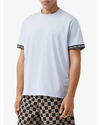 hellblaues T-Shirt mit einem Rundhalsausschnitt von Burberry