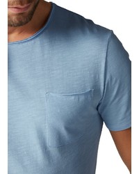 hellblaues T-Shirt mit einem Rundhalsausschnitt von Marc O'Polo