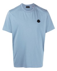 hellblaues T-Shirt mit einem Rundhalsausschnitt von Moncler