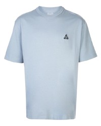 hellblaues T-Shirt mit einem Rundhalsausschnitt von Palace