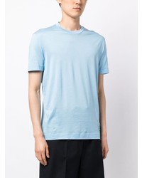 hellblaues T-Shirt mit einem Rundhalsausschnitt von Emporio Armani