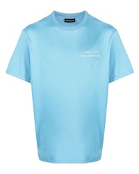 hellblaues T-Shirt mit einem Rundhalsausschnitt von Throwback.