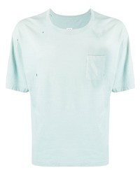 hellblaues T-Shirt mit einem Rundhalsausschnitt von VISVIM