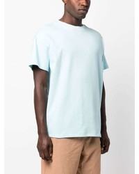 hellblaues T-Shirt mit einem Rundhalsausschnitt von Styland