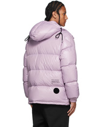 hellviolette Daunenjacke von Moncler Genius