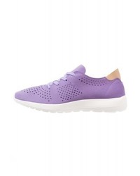 hellviolette niedrige Sneakers von YOURTURN