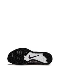 hellviolette Sportschuhe von Nike