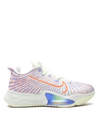 hellviolette Sportschuhe von Nike