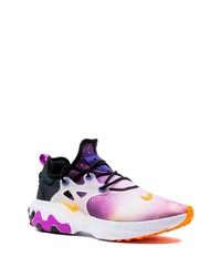 hellviolette Sportschuhe von Nike