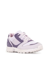 hellviolette Sportschuhe von adidas