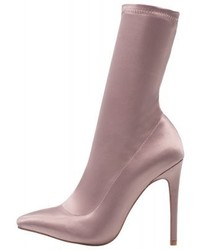 hellviolette Stiefeletten von BEBO