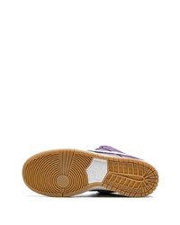 hellviolette Wildleder niedrige Sneakers von Nike