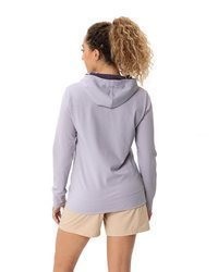 hellvioletter Pullover mit einer Kapuze von Vaude
