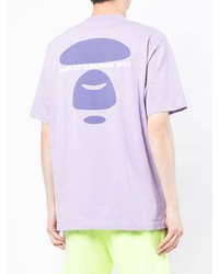 hellviolettes bedrucktes T-Shirt mit einem Rundhalsausschnitt von AAPE BY A BATHING APE