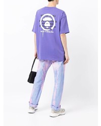 hellviolettes bedrucktes T-Shirt mit einem Rundhalsausschnitt von AAPE BY A BATHING APE