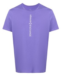 hellviolettes bedrucktes T-Shirt mit einem Rundhalsausschnitt von Armani Exchange