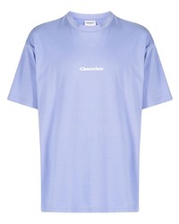 hellviolettes bedrucktes T-Shirt mit einem Rundhalsausschnitt von Chocoolate