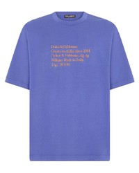 hellviolettes bedrucktes T-Shirt mit einem Rundhalsausschnitt von Dolce & Gabbana