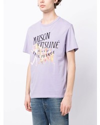 hellviolettes bedrucktes T-Shirt mit einem Rundhalsausschnitt von MAISON KITSUNÉ