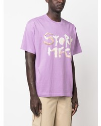 hellviolettes bedrucktes T-Shirt mit einem Rundhalsausschnitt von Story Mfg.