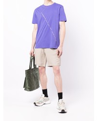 hellviolettes bedrucktes T-Shirt mit einem Rundhalsausschnitt von Armani Exchange